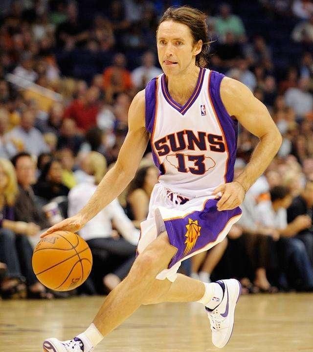 利物浦遭重击！伊萨克伤退疑似腿部骨折，或缺席数月（利物浦重创！伊萨克伤退疑似腿部骨折，恐缺阵数月）