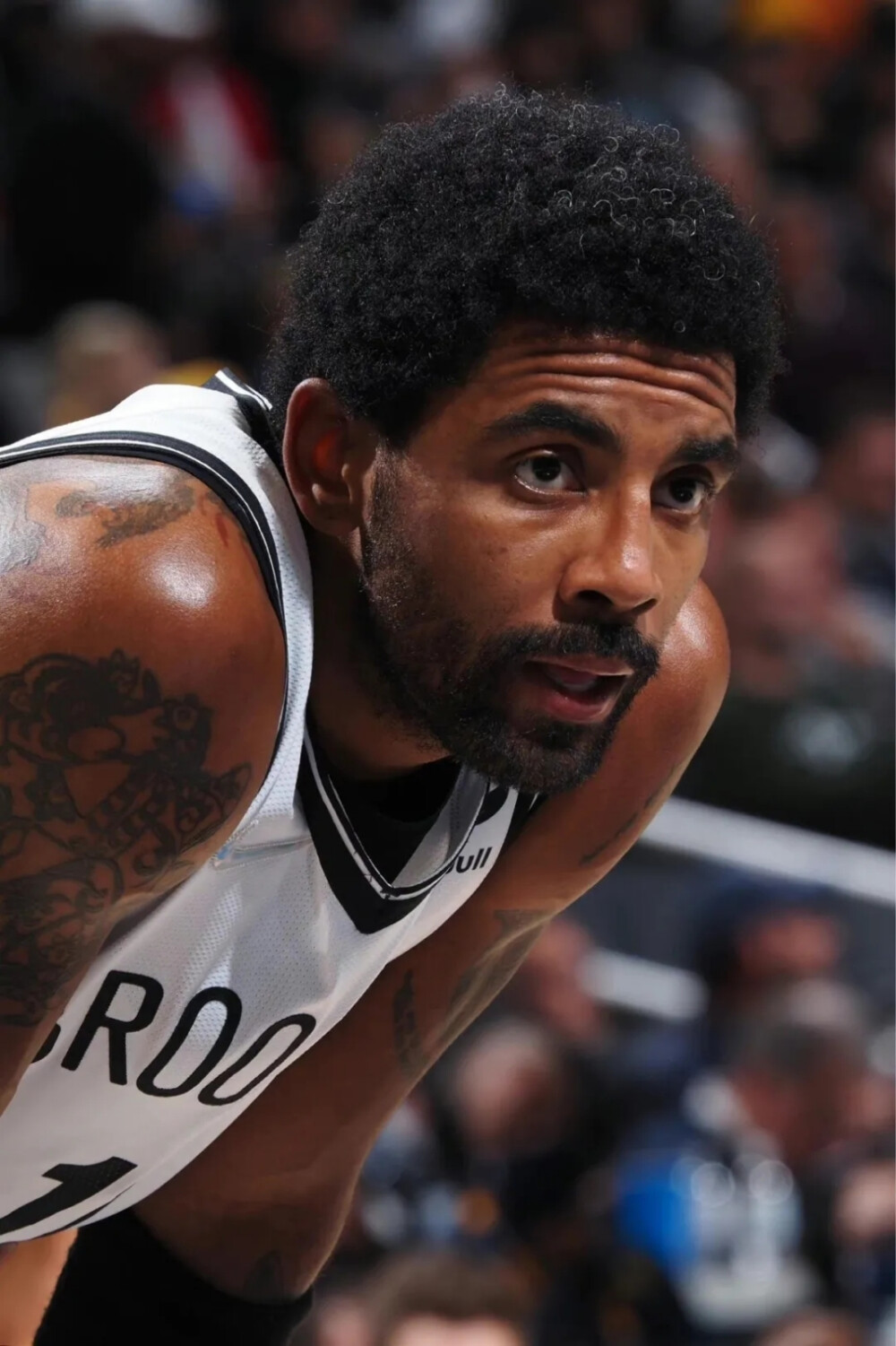 女排世俱赛开门红！朱婷贡献13分，科内3-0横扫奥兰多（女排世俱赛首战告捷：朱婷砍13分，科内3-0完胜奥兰多）