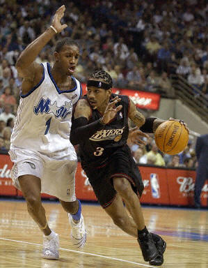 助罗马升至意甲榜首，斯维拉尔达成罗马生涯100场里程碑（斯维拉尔罗马百场达成，助球队登顶意甲榜首）