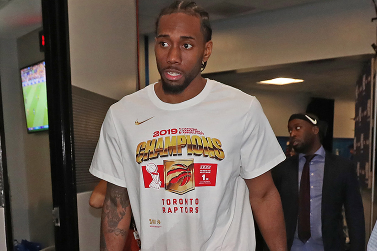 萨林杰真不行了？广东“三王炸”验货成功，朱芳雨被迫更换大外援（萨林杰状态堪忧？广东“三王炸”试验成功，朱芳雨不得不更换大外援）