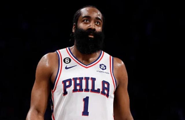 搏击网红正面挑战鸽武缘，直言输了给10W，对方却迟迟不敢回应（搏击网红公开向鸽武缘下战书：放话输了赔10万，对方迟迟无回应）