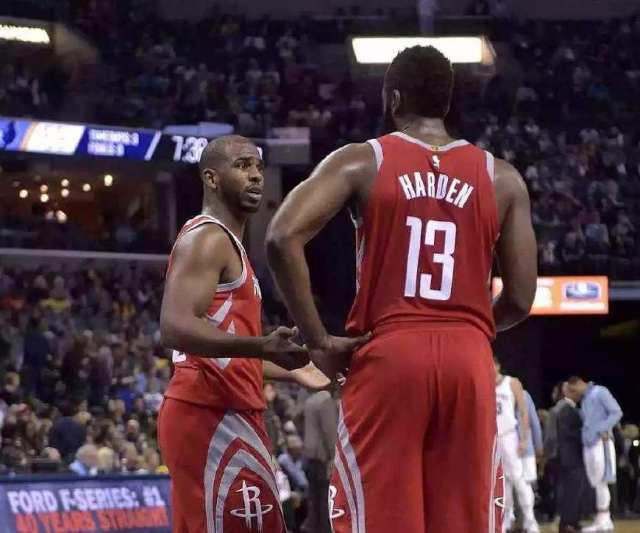 李新翔：我的第一次中超冠军；海港是冠军，连冠无人能撼动（李新翔：中超首冠到手，海港称王，连冠之势不可动摇）