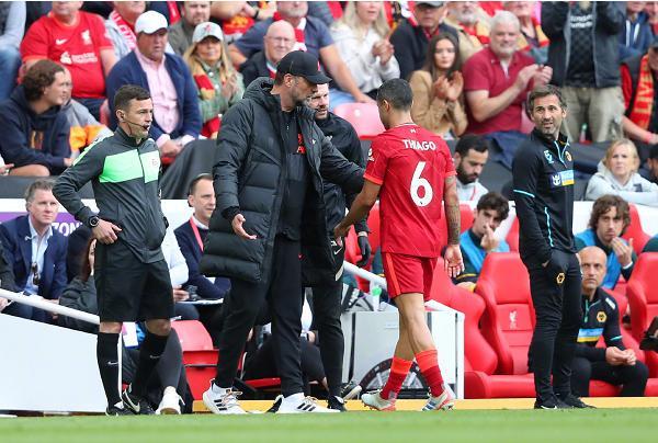 太阳主帅谈裁判报告：比赛已结束改变不了任何结果 我们会向前看（太阳主帅评裁判报告：赛果既定无法改变，我们将继续向前）