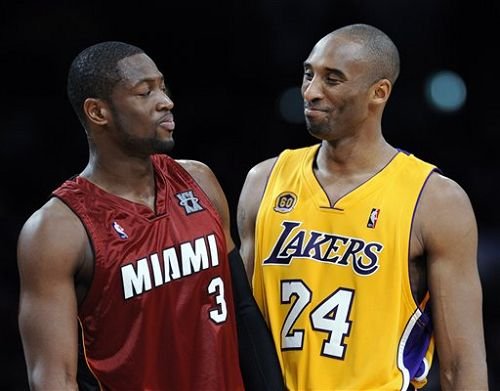 意媒：佛罗伦萨疑似内讧后损毁萨索洛更衣室，后者要求赔偿（意媒称佛罗伦萨疑内讧后破坏萨索洛更衣室，萨索洛索赔）