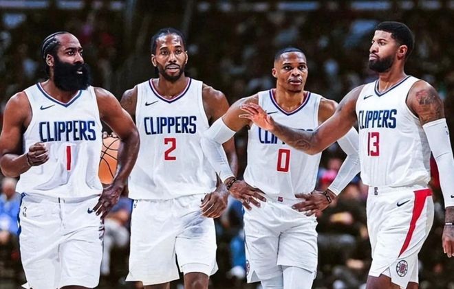 戴格诺特：文班攻防两端都极具影响力，但他下场后马刺也很出色（戴格诺特：文班攻防统治力十足，即便他不在场马刺依旧表现亮眼）