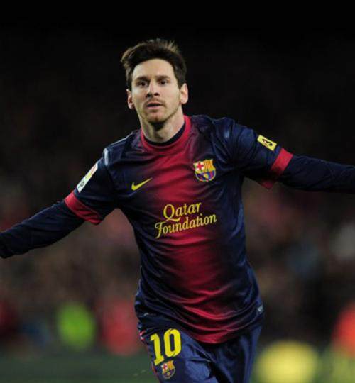 19岁22天，莱比锡边锋迪奥曼德成为德甲历史第二年轻戴帽球员（仅19岁22天，莱比锡边锋迪奥曼德成德甲史上第二年轻帽子戏法球员）