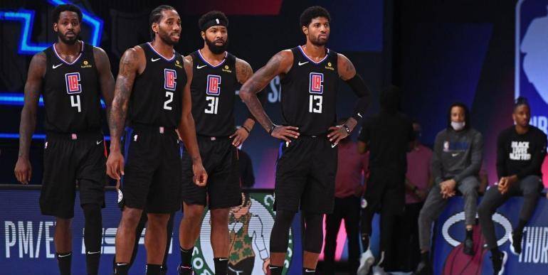 静候足协杯决赛，苏州奥体中心的草皮已换新（迎接足协杯决赛，苏州奥体中心草坪焕新亮相）